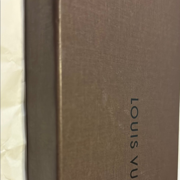 Louis Vuitton Brown Tie Box - Picture 9 of 11